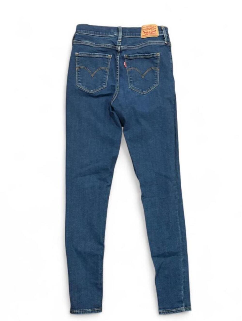 Levi's Women's Blue and Navy Jeans